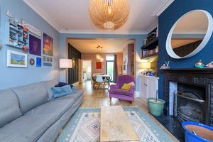 Sitting Room- click for photo gallery